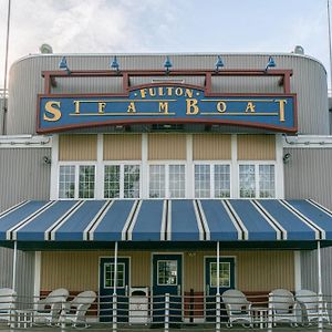 Fulton Steamboat Inn